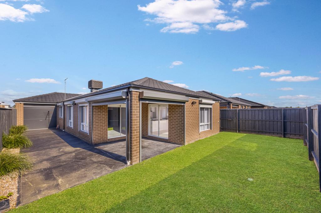 4 Brook Way, Officer, VIC 3809