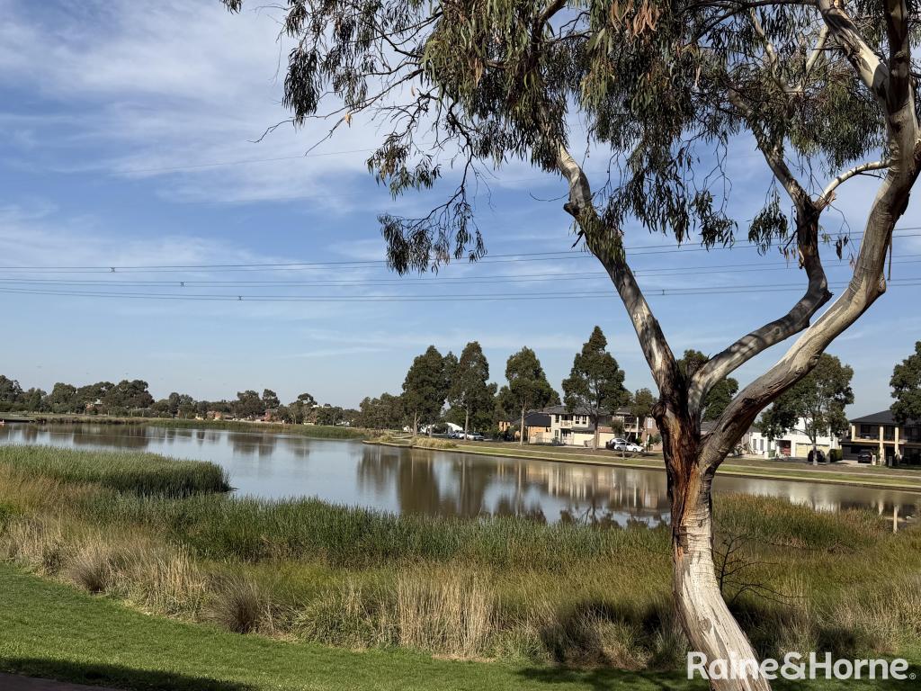 12 Portland Pl, Roxburgh Park, VIC 3064