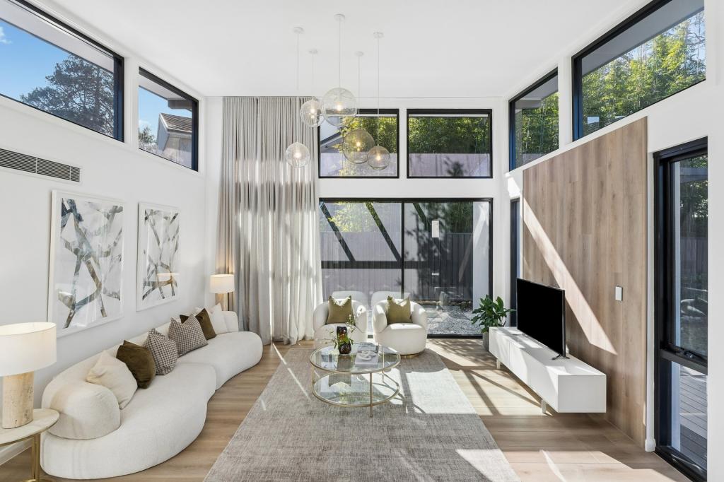 13 Deepwater Rd, Castle Cove, NSW 2069