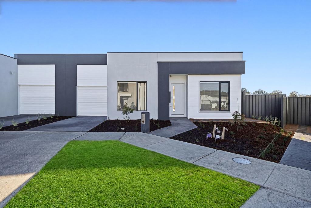 15 Torchlight Way, Berwick, VIC 3806