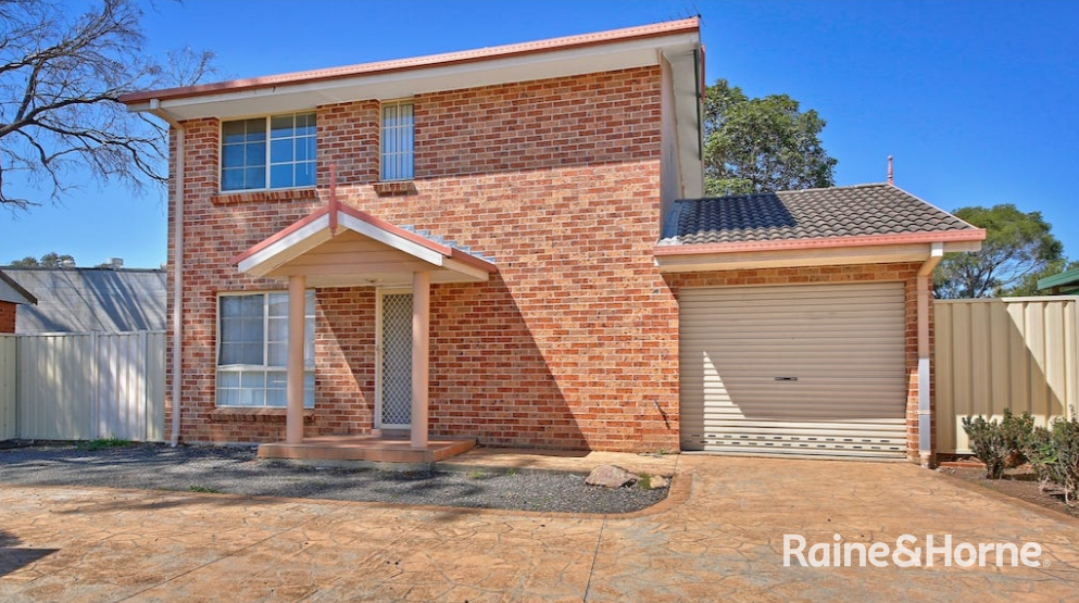7/1 Fields Rd, Macquarie Fields, NSW 2564