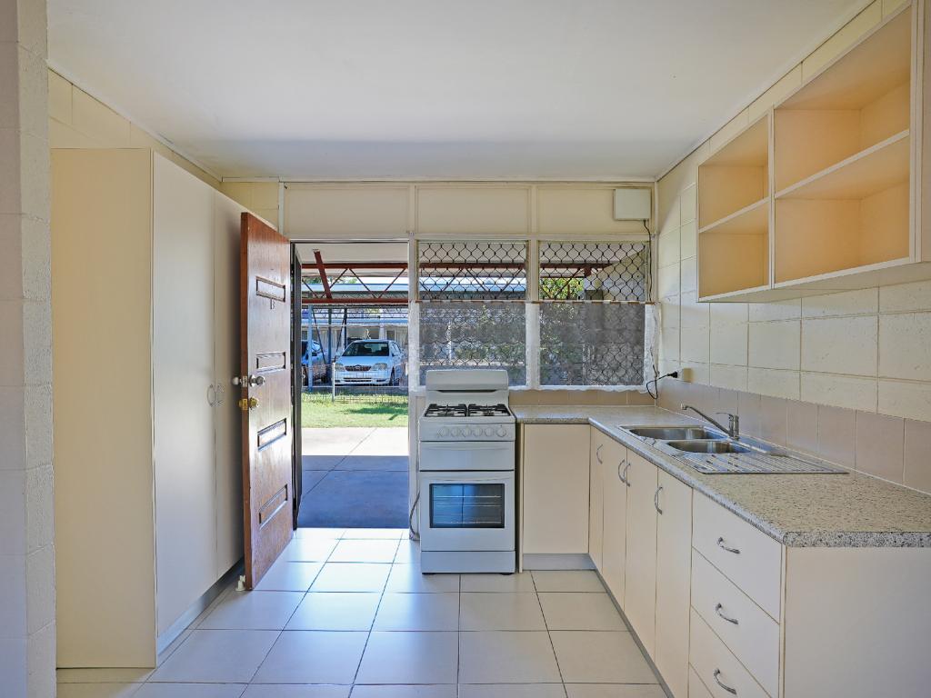 2/130 MITCHELL ST, NORTH WARD, QLD 4810