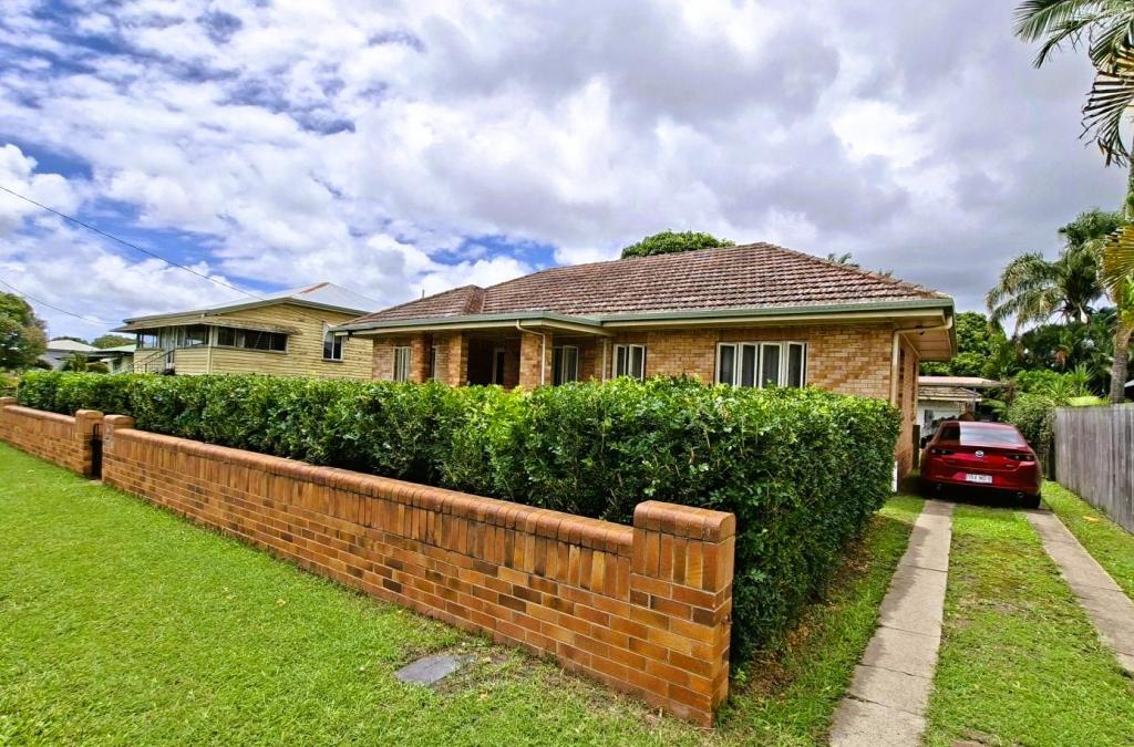 34 Lamb St, Walkervale, QLD 4670