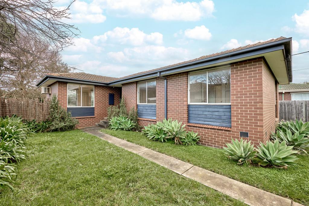 14 Challenger Cl, Whittington, VIC 3219