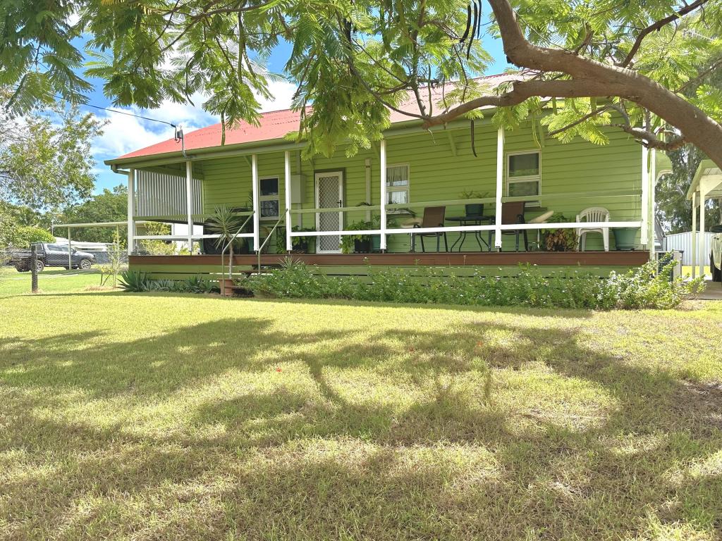 102 Bauhinia St, Barcaldine, QLD 4725