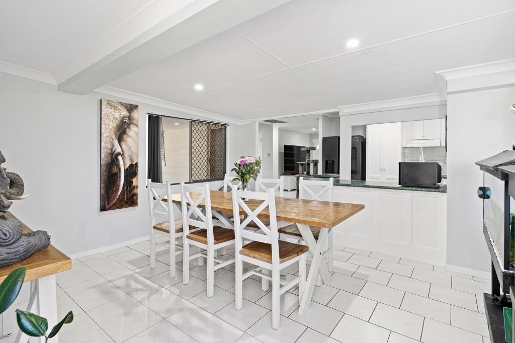 4 Breynia St, Kingston, QLD 4114