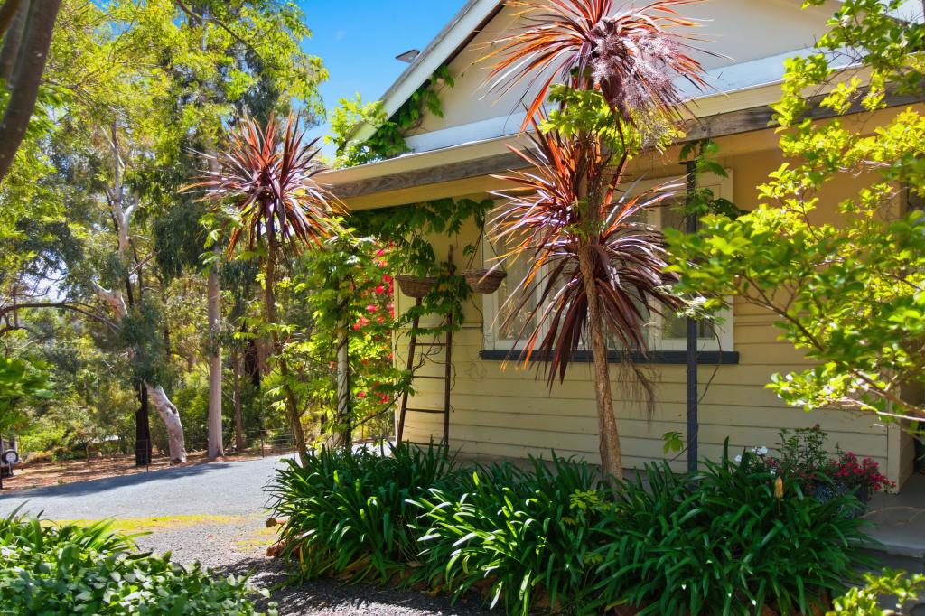 15 Allnutt St, Bridgetown, WA 6255