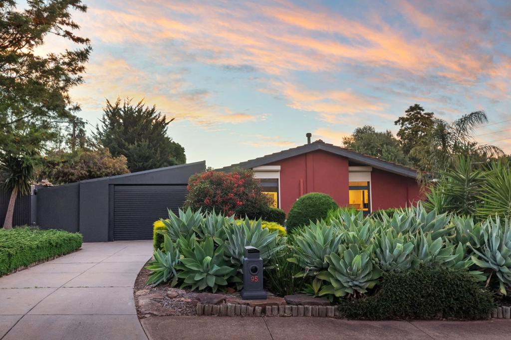 95 COLLINS PDE, HACKHAM, SA 5163