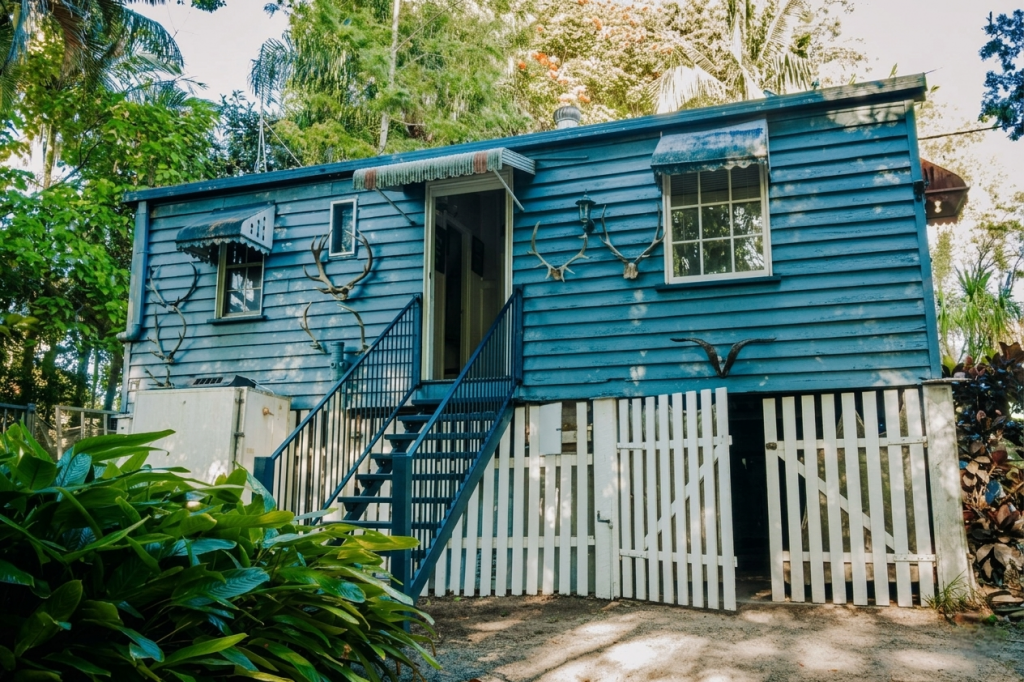 2 CO-OP LANE, GLASS HOUSE MOUNTAINS, QLD 4518