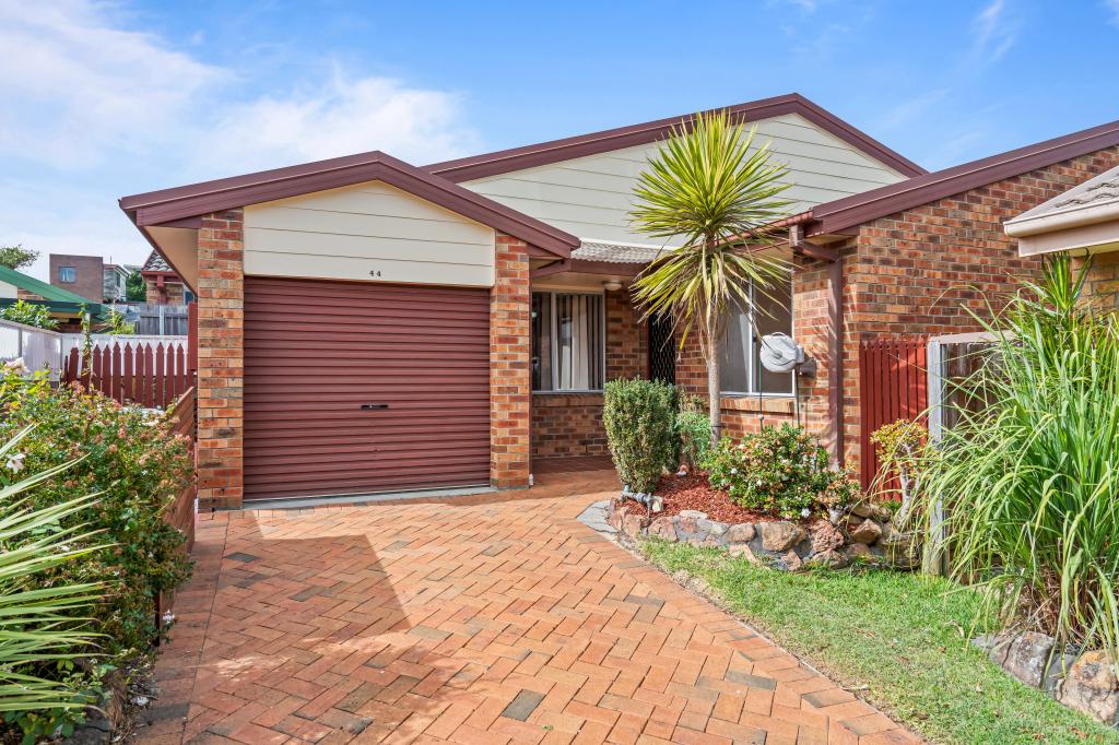 44 Tasman Ct, Caves Beach, NSW 2281