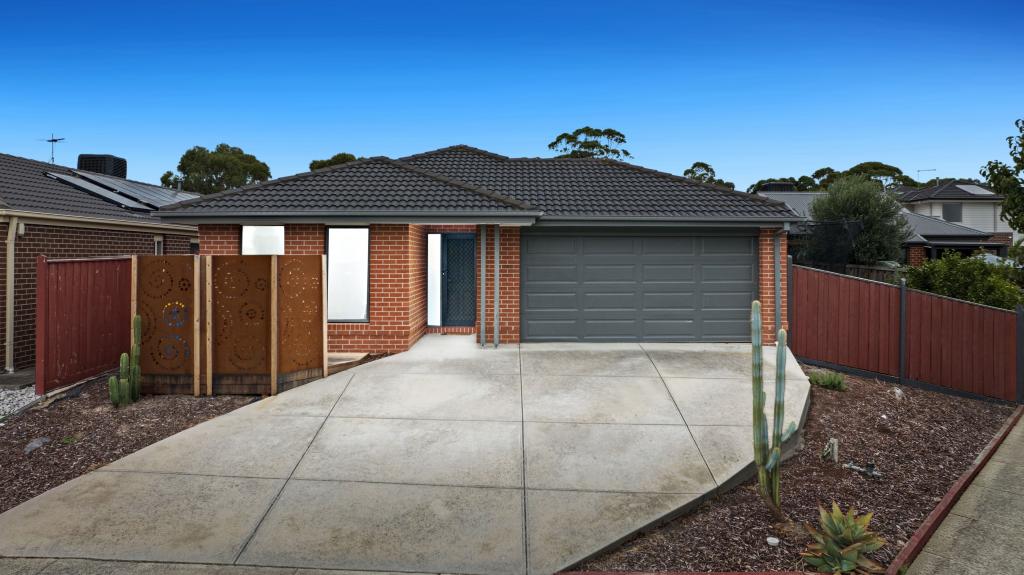 2 Braestar St, Cranbourne, VIC 3977