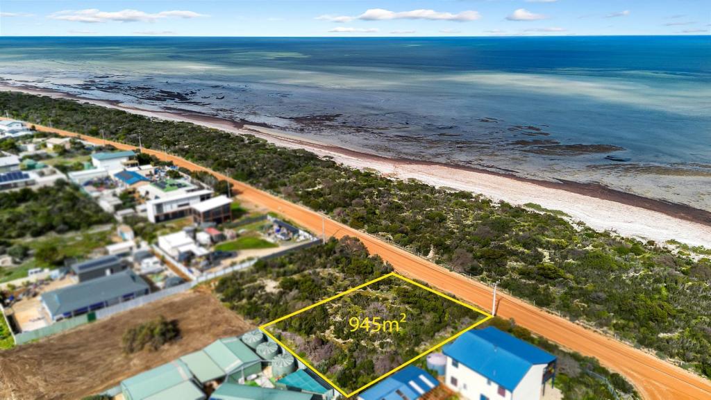 11 The Esplanade, Thompson Beach, SA 5501