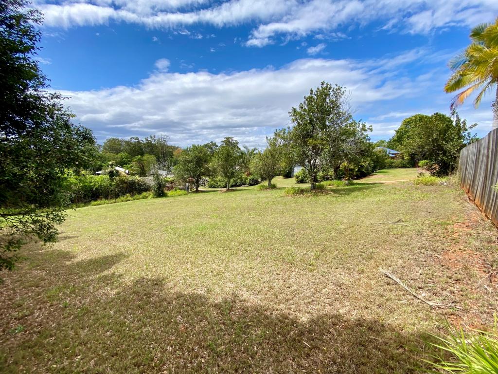 16 Macamia Gr, Glass House Mountains, QLD 4518