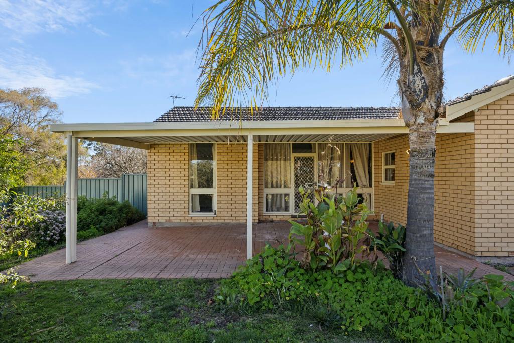 3 Surrey Ct, Flagstaff Hill, SA 5159