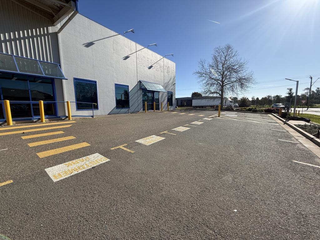 176 HAMMOND AVE, WAGGA WAGGA, NSW 2650