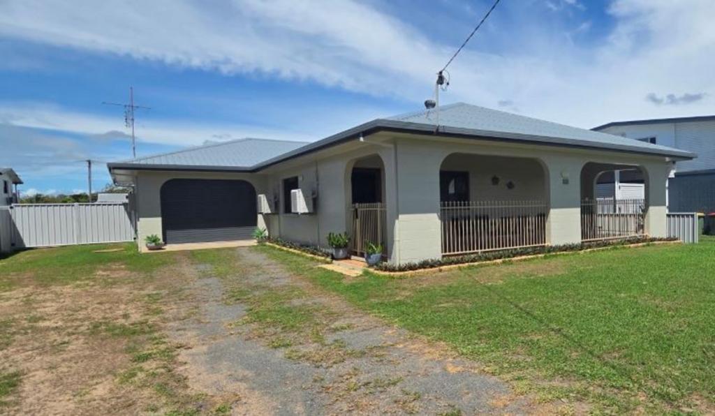 100 Patterson Pde, Lucinda, QLD 4850