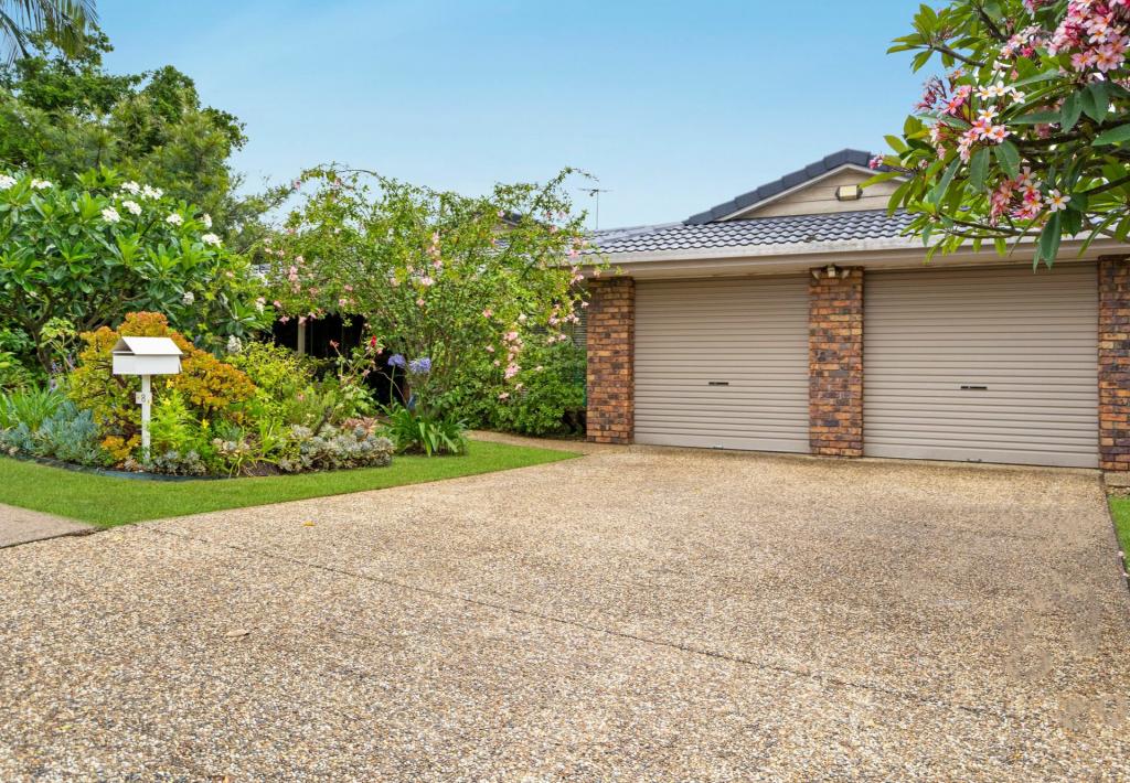 8 Bannockburn Cres, Parkinson, QLD 4115