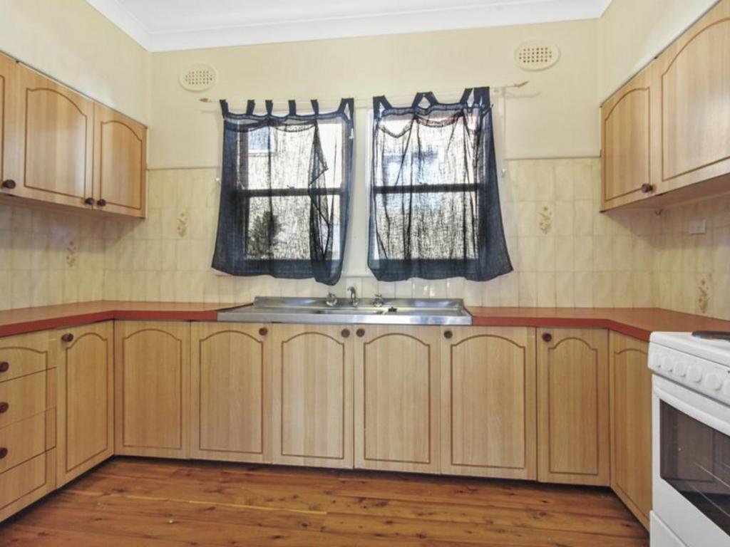 114 Robsons Rd, Keiraville, NSW 2500