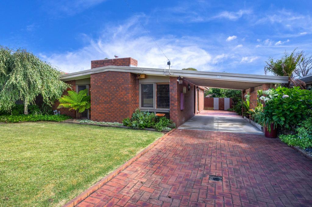 10 Carcoola Ct, Rosebud, VIC 3939