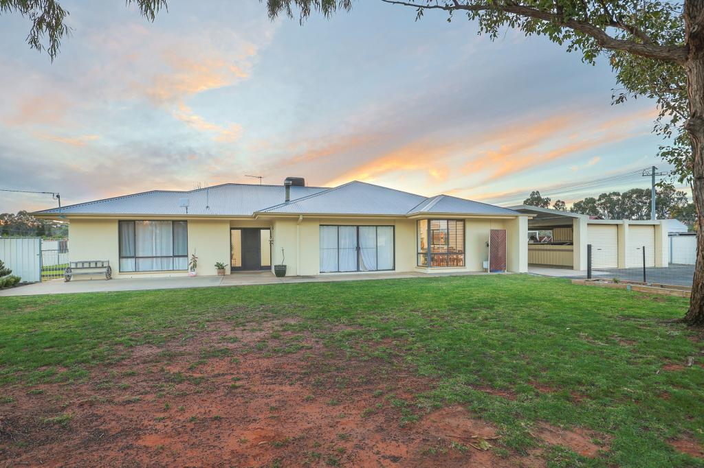161 WEST RD, BURONGA, NSW 2739