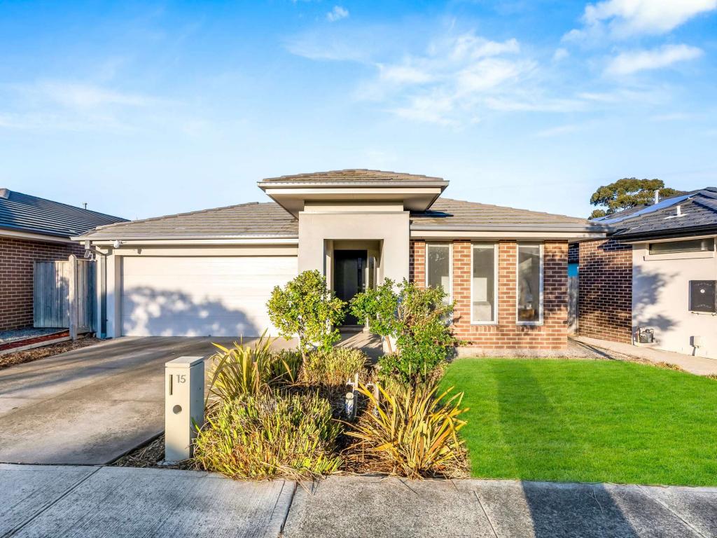 15 Omeara Cres, Cranbourne East, VIC 3977