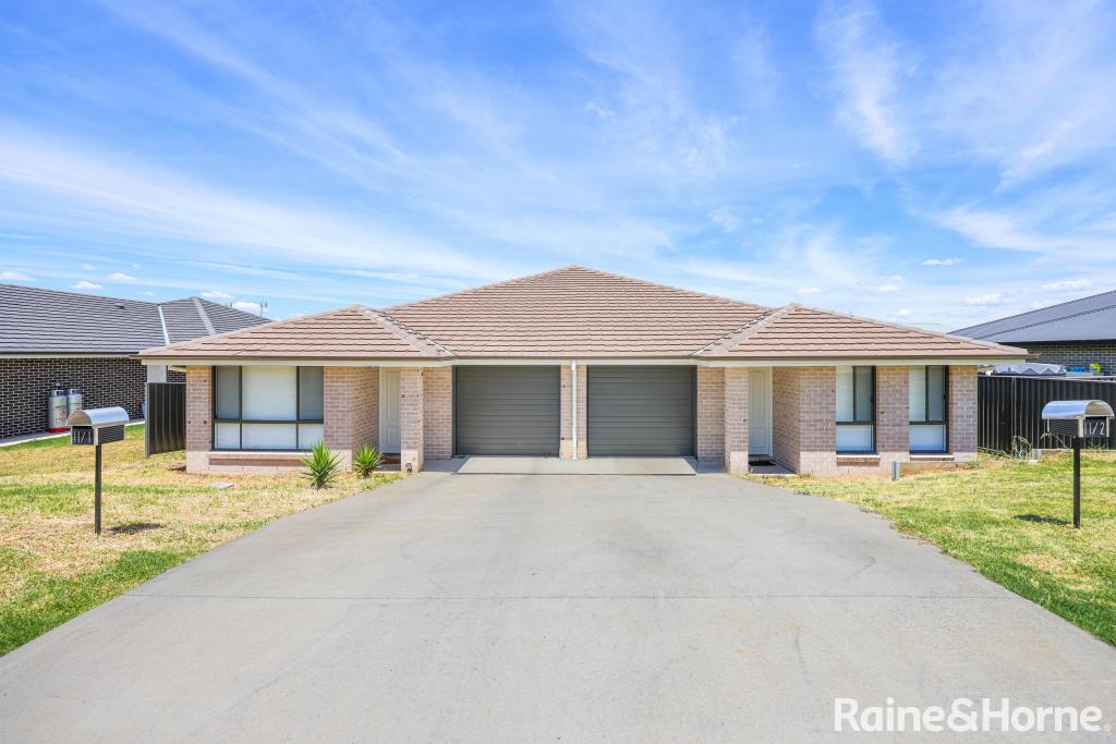 1 & 2/11 FRANCIS ST, TAMWORTH, NSW 2340