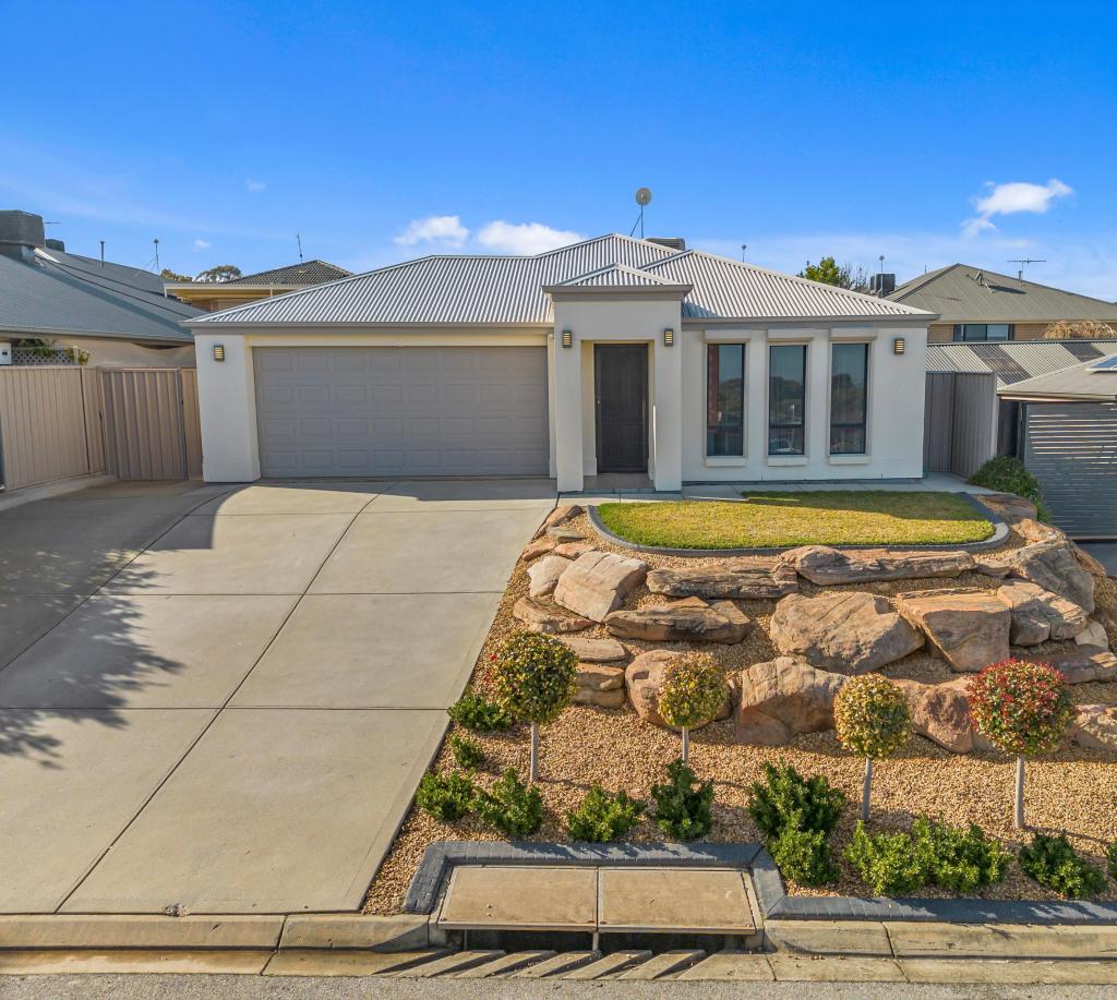 23 Chelmsford St, Craigmore, SA 5114