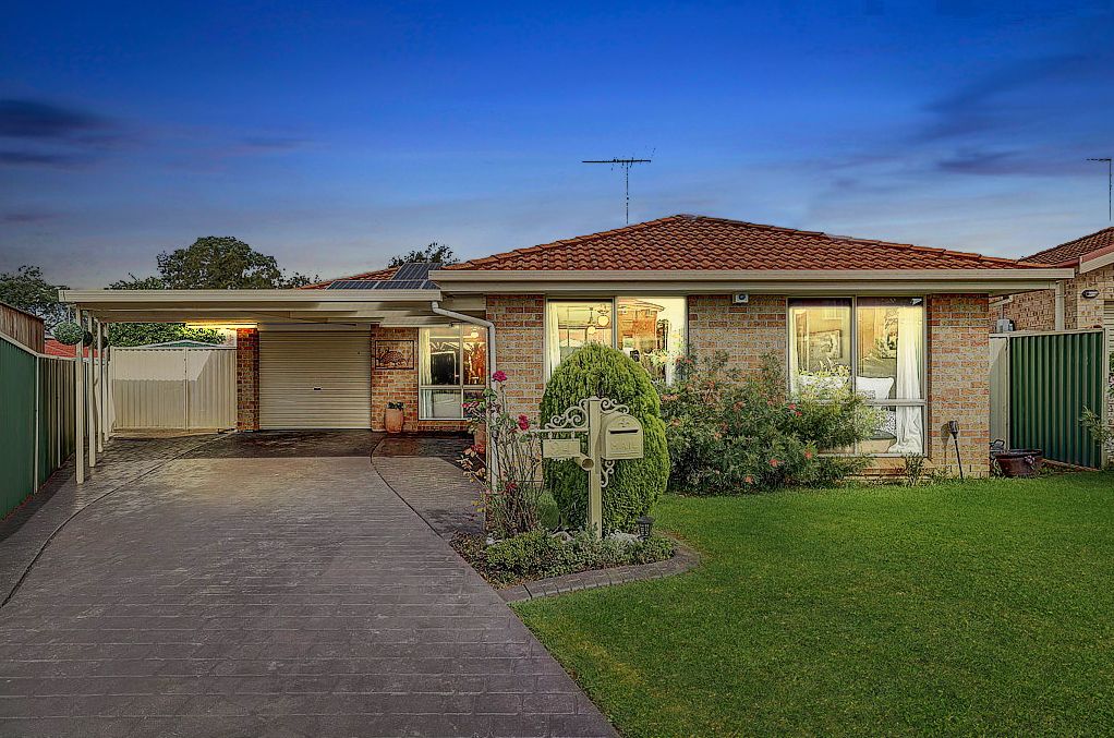 24 Wollomombi Way, Hoxton Park, NSW 2171