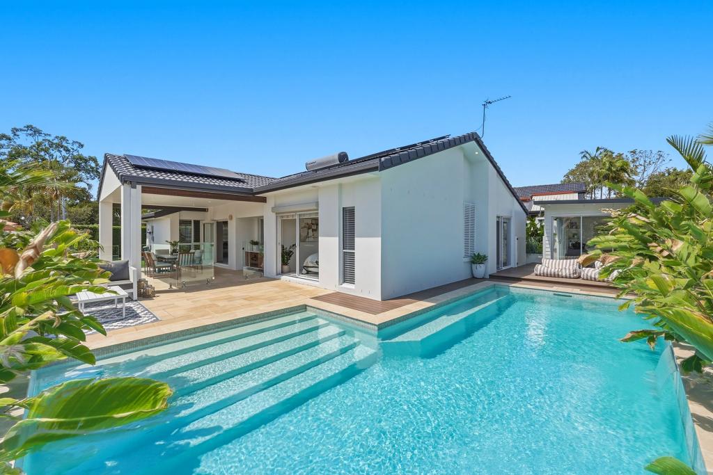 235 RON PENHALIGON WAY, ROBINA, QLD 4226
