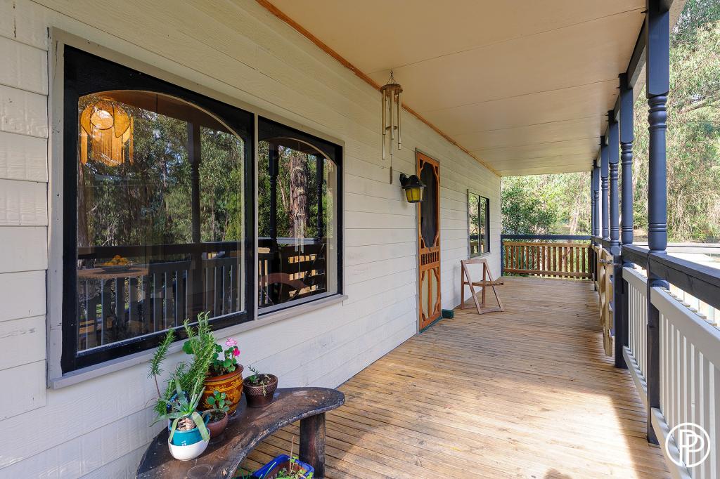 9 Hall Rd, Mcmahons Creek, VIC 3799