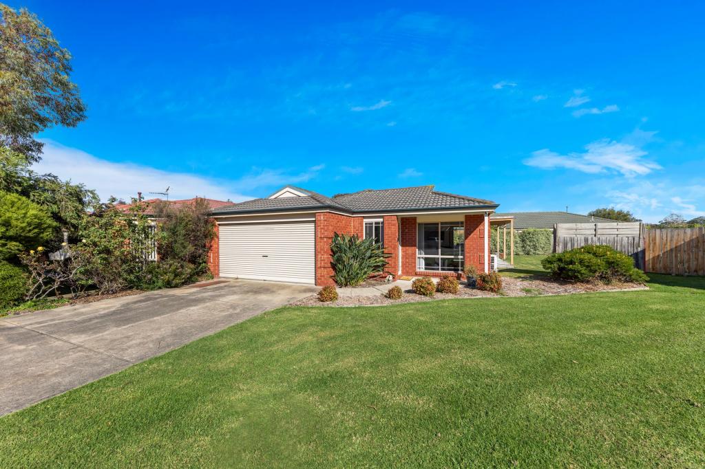 7 Lauren Sq, Pakenham, VIC 3810