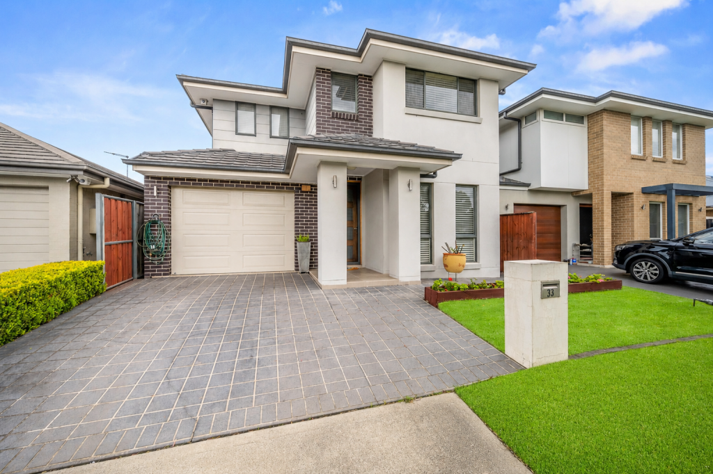 33 Biddle St, Moorebank, NSW 2170