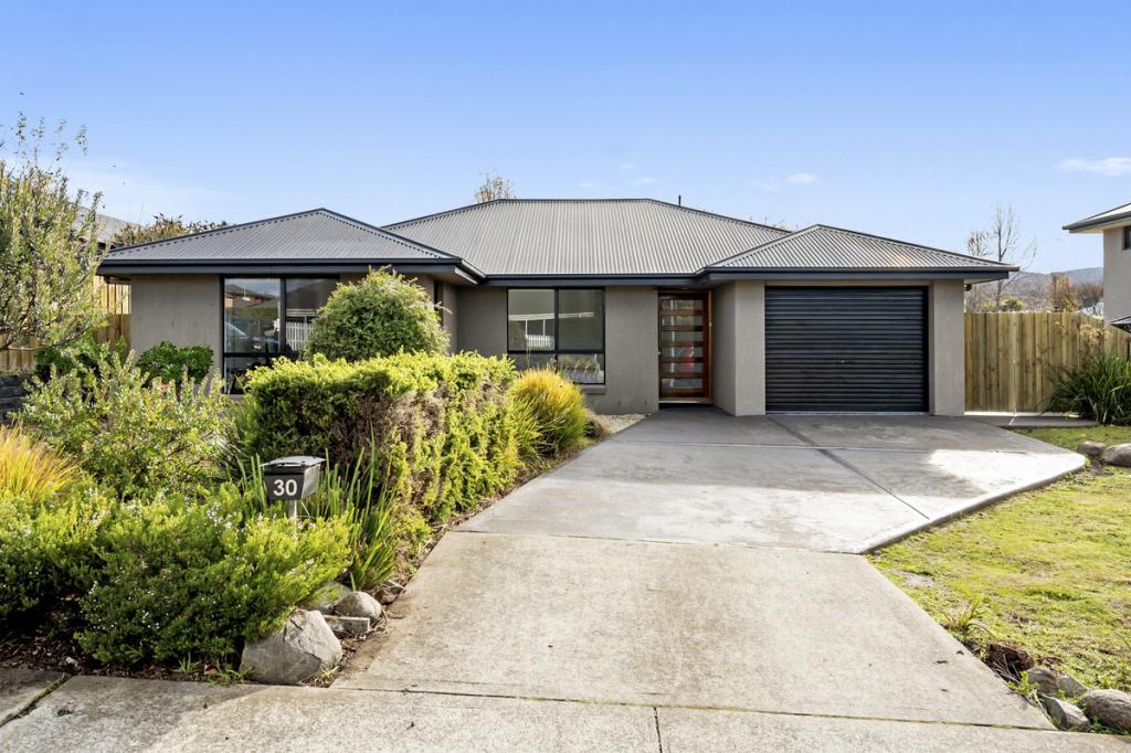 30 Queens Pde, Kingston, TAS 7050