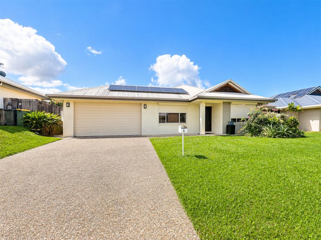 6 Paramount Cl, White Rock, QLD 4868