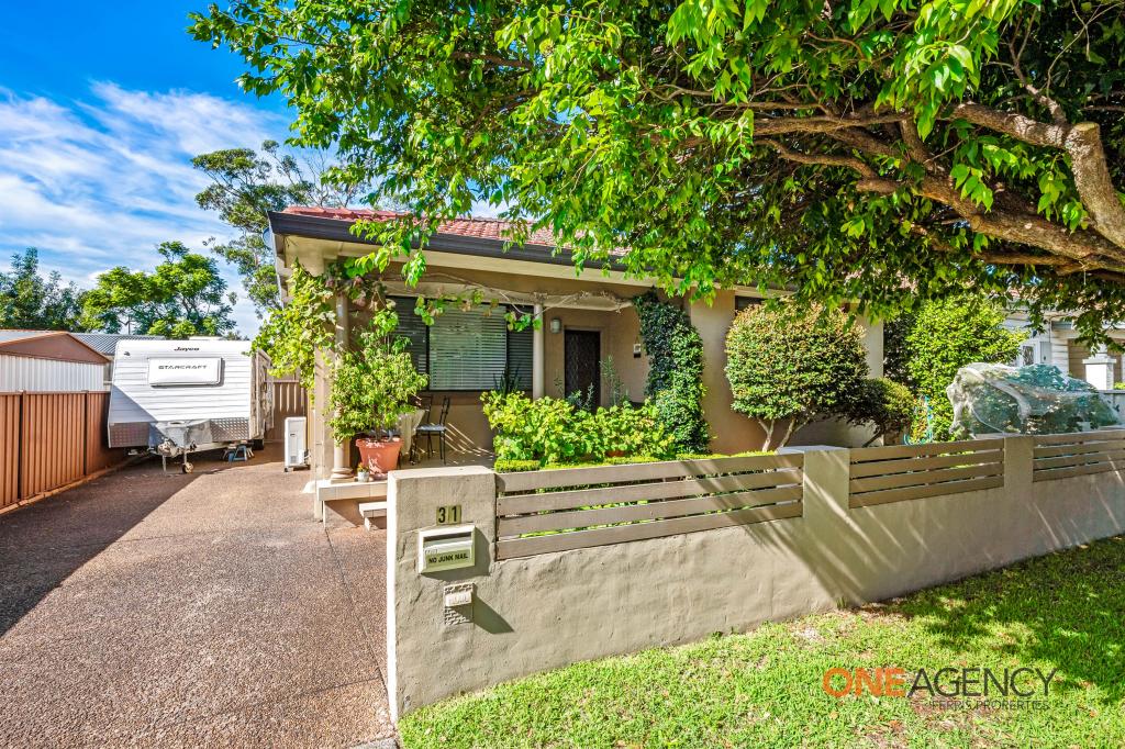 31 Murray Sq, Mayfield, NSW 2304