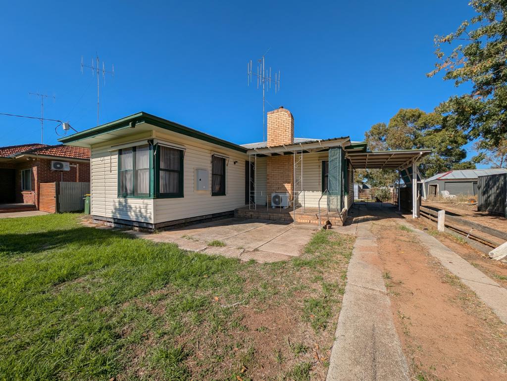 6 Canonsgate Ave, Kerang, VIC 3579