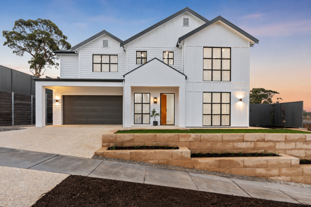 5 NEAGLE AVE, MOUNT BARKER, SA 5251