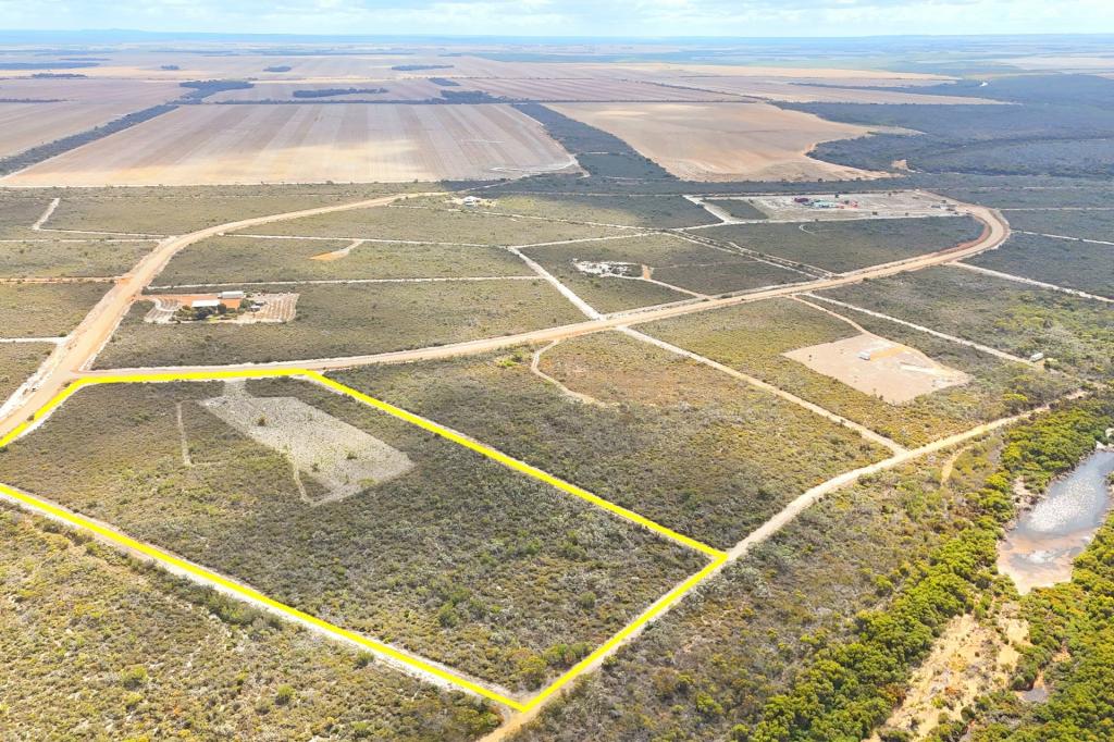 76 Orchid Rd, Hopetoun, WA 6348