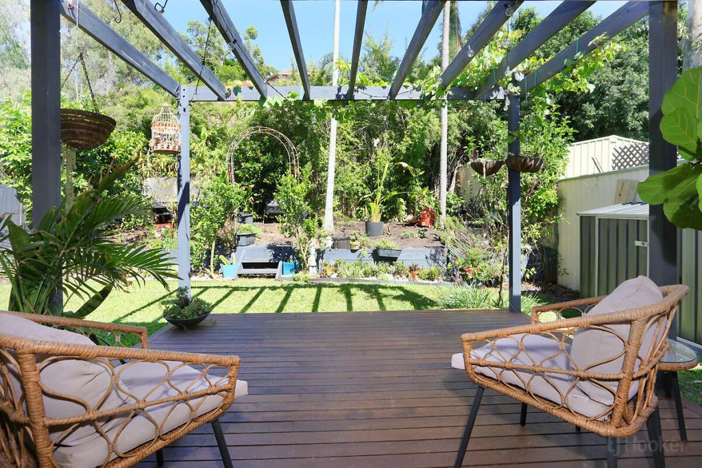 2/469 Pine Ridge Rd, Runaway Bay, QLD 4216