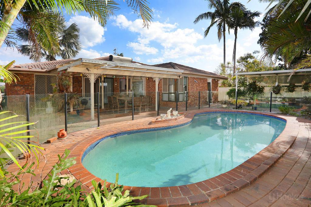 93 Lae Dr, Runaway Bay, QLD 4216