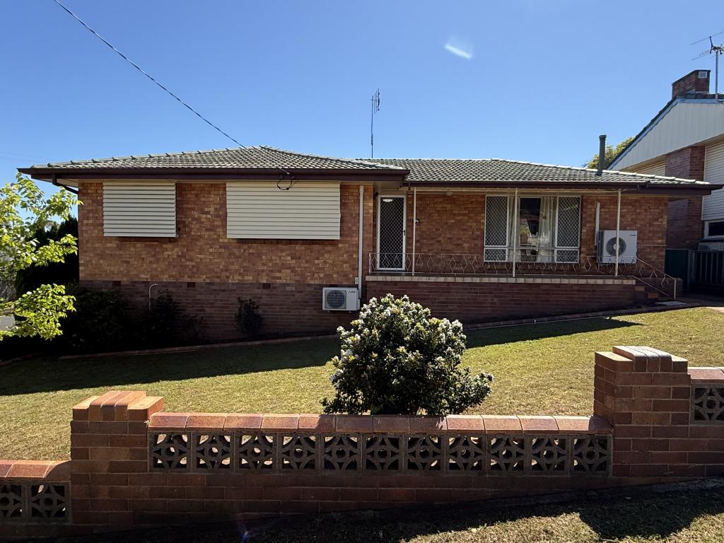 77a North St, Harlaxton, QLD 4350