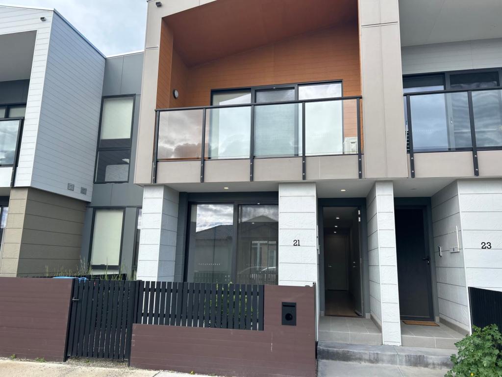 21 Carrick St, Point Cook, VIC 3030