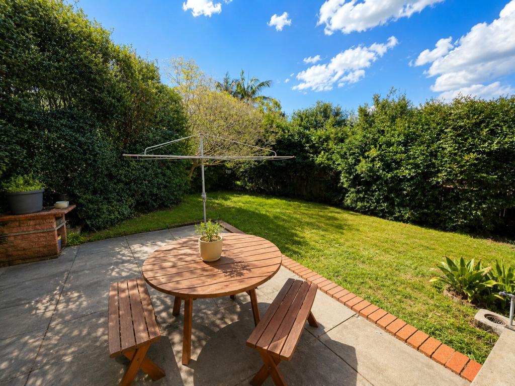 16 ADINA ST, TELOPEA, NSW 2117