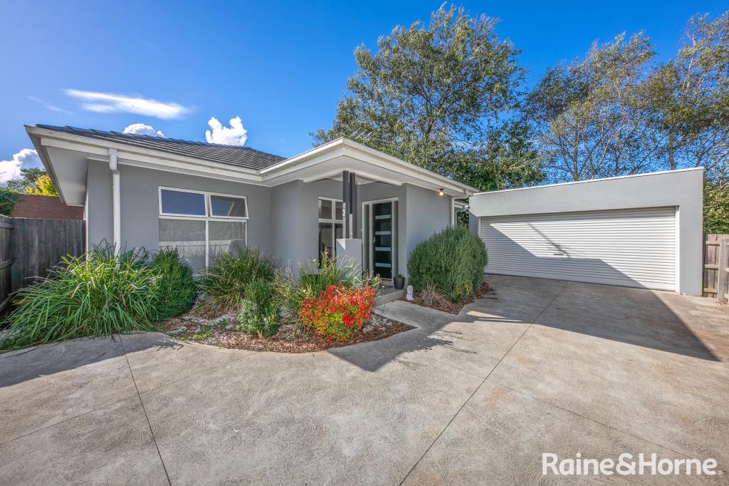 2/43 Grant Ave, Gisborne, VIC 3437