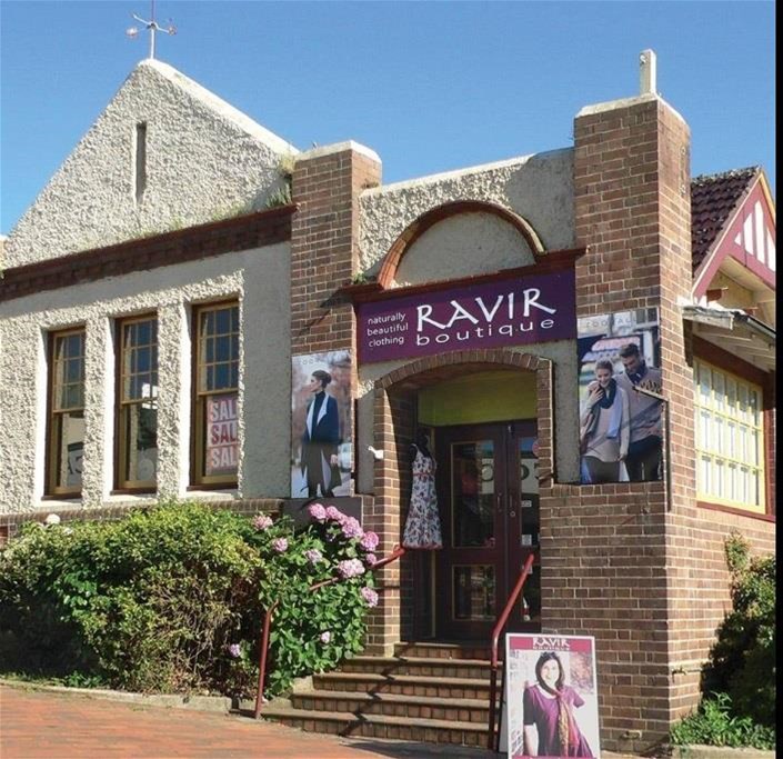 38-42 Govetts Leap Rd, Blackheath, NSW 2785