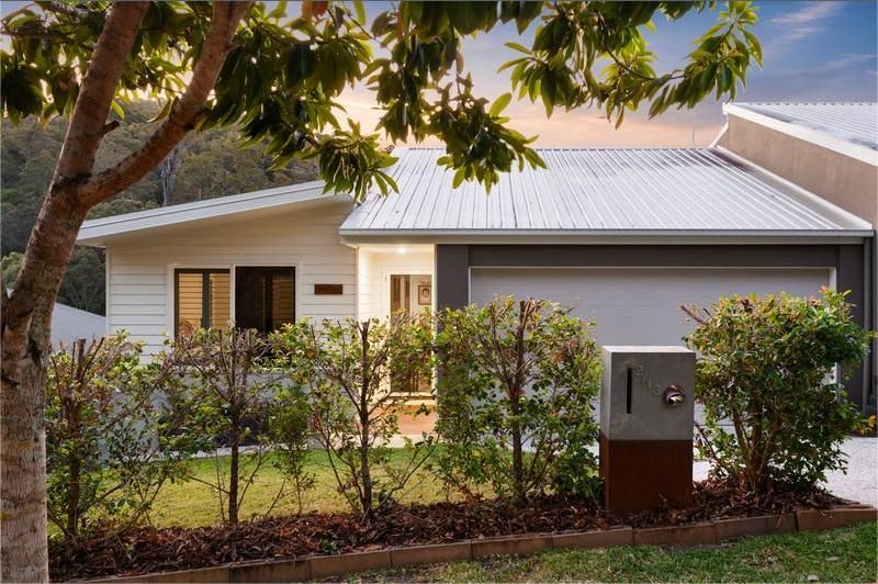 2/13 Castlereagh Cl, Pacific Pines, QLD 4211