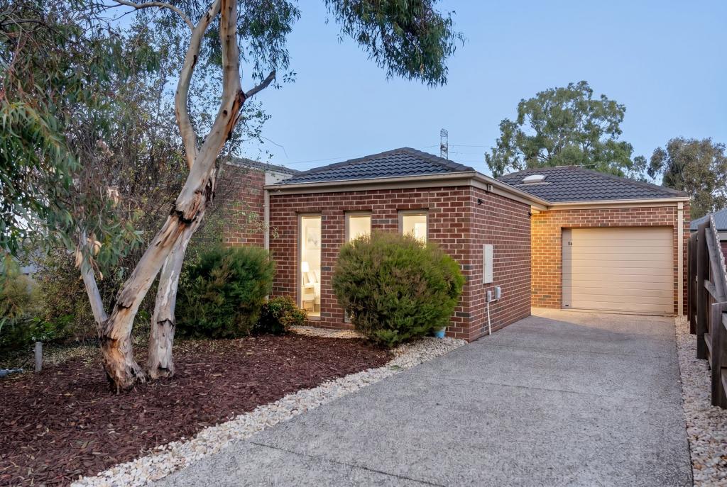 17a Cypress Ave, Brooklyn, VIC 3012