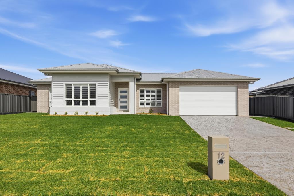 12 Muscat Cl, North Tamworth, NSW 2340