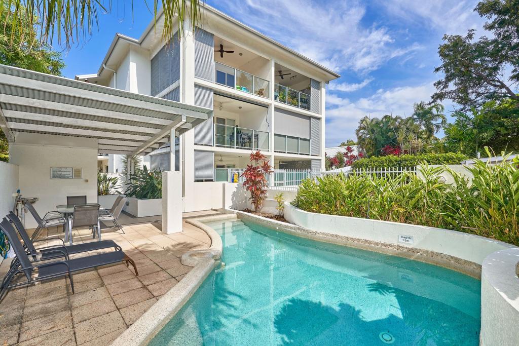 2/75 Moore St, Trinity Beach, QLD 4879