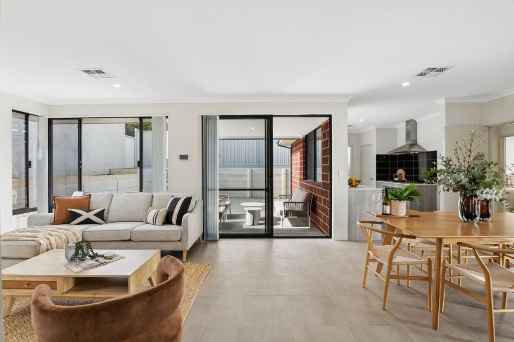 24 CORBETT ST, SCARBOROUGH, WA 6019